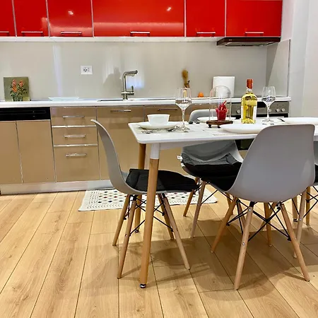 Flos Apartament * فلورا